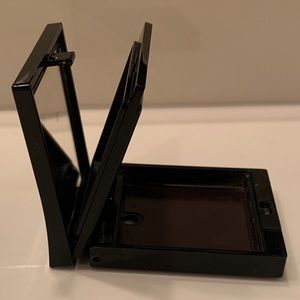 Medium Refillable Double-Decker Compact